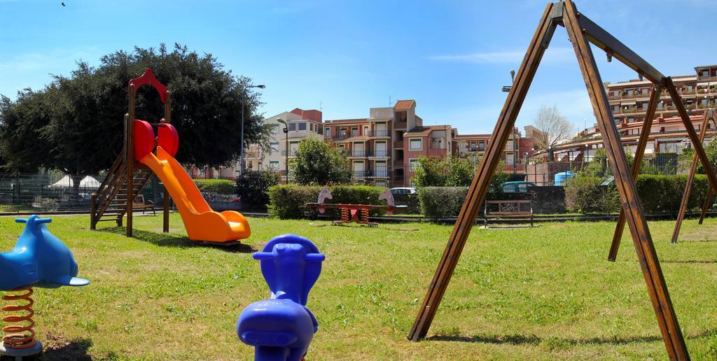 Studio Coral View Giardini Naxos Exterior foto